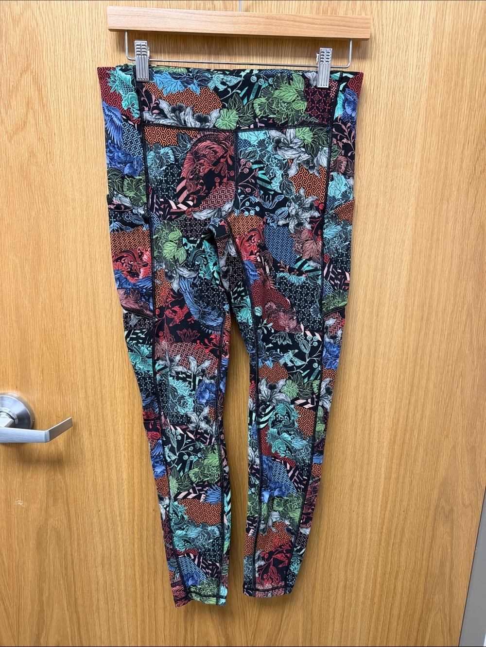 lululemon athletica Zen Clash Multicolor Patchwork Floral Leggings Size 8